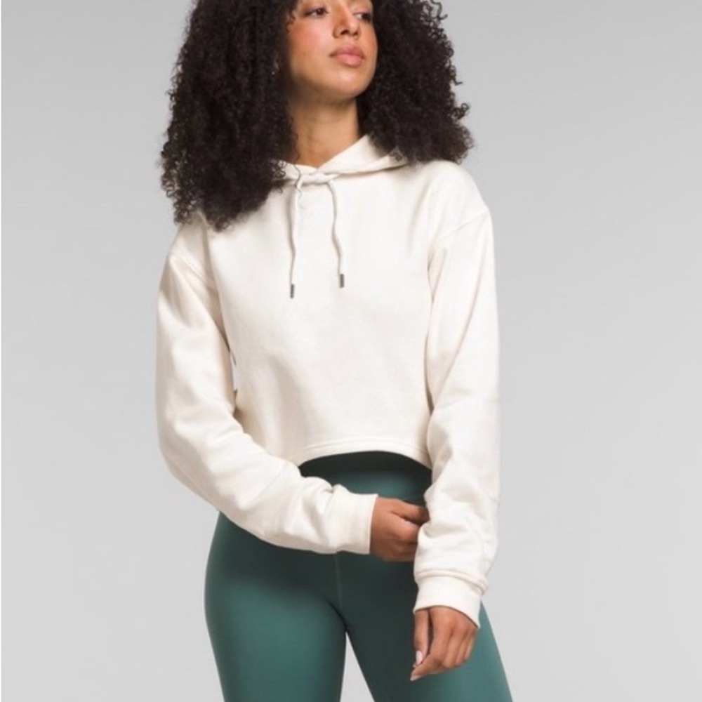The North Face Off-White Cropped Hoodie